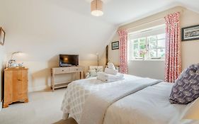 Tiger Inn - Elizabeth